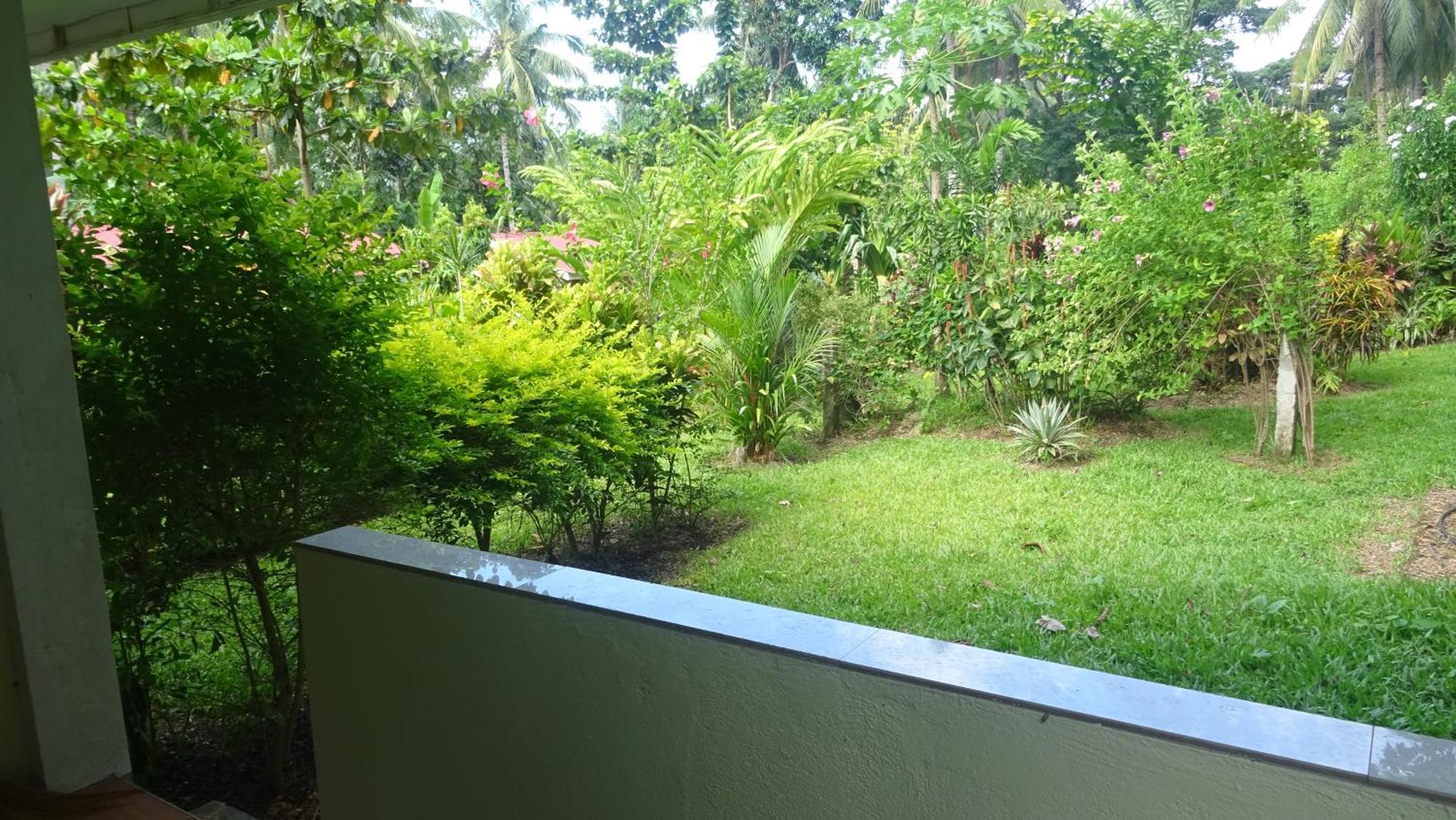 Acacia'S Cottages With Starlink Wifi Mambajao 外观 照片